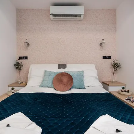 Apartment Bpr The Cribs Of - Studio33